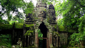 Start your journey with Angkor Thom’s serene glow